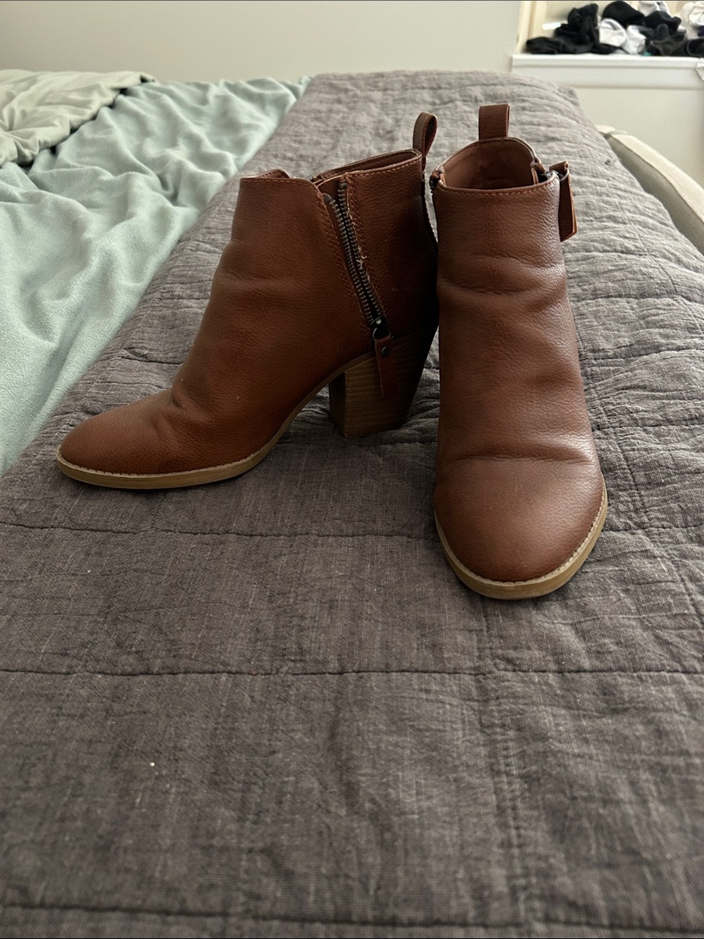 Universal Thread Brown Leather Ankle Booties with Block Heel